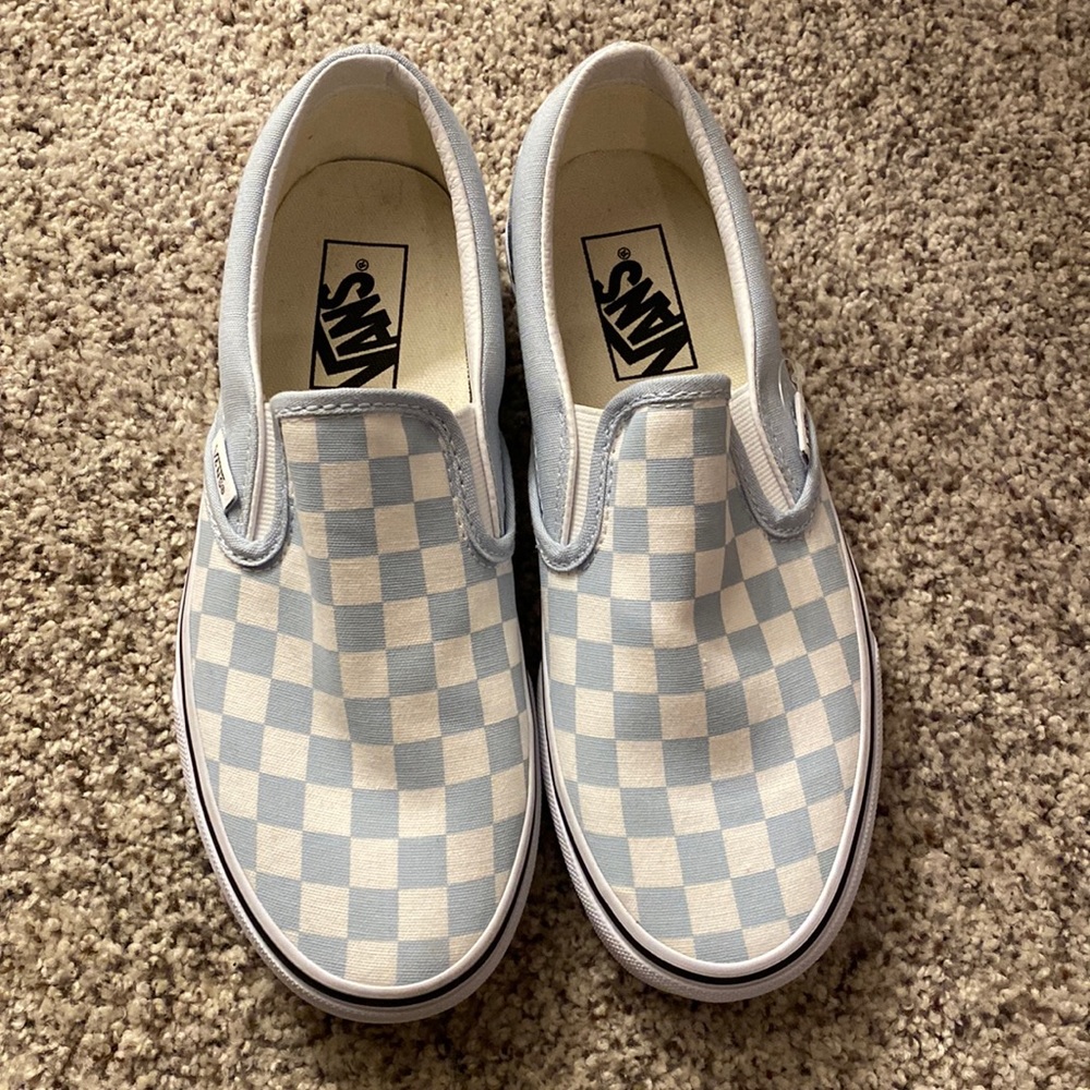 VANS size women 7 blue/white checkered